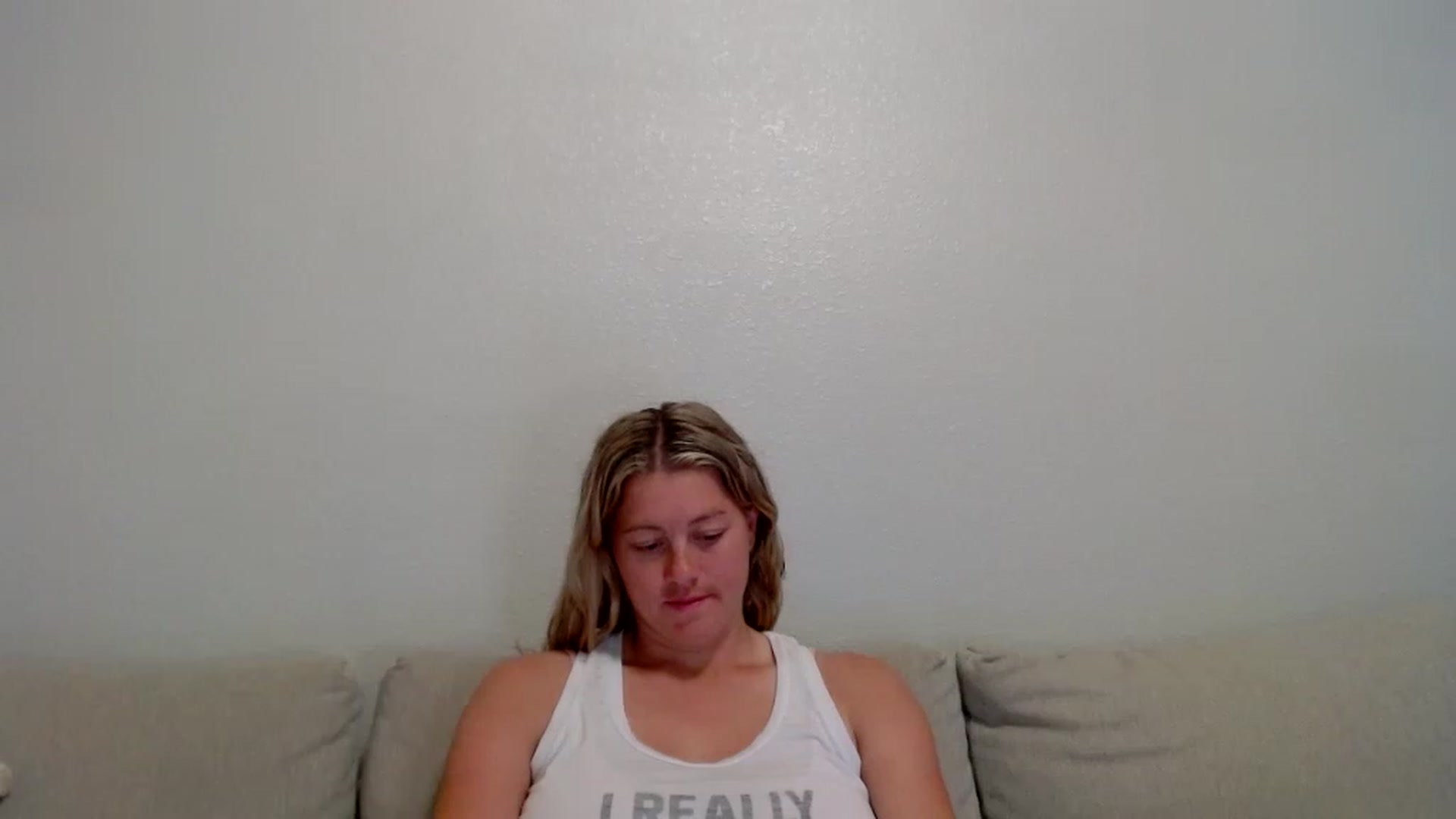 Gallery image thumbnail from Itsbecca's myfreecams stream on, 04/03/2023, 04:56 image 10 of 20