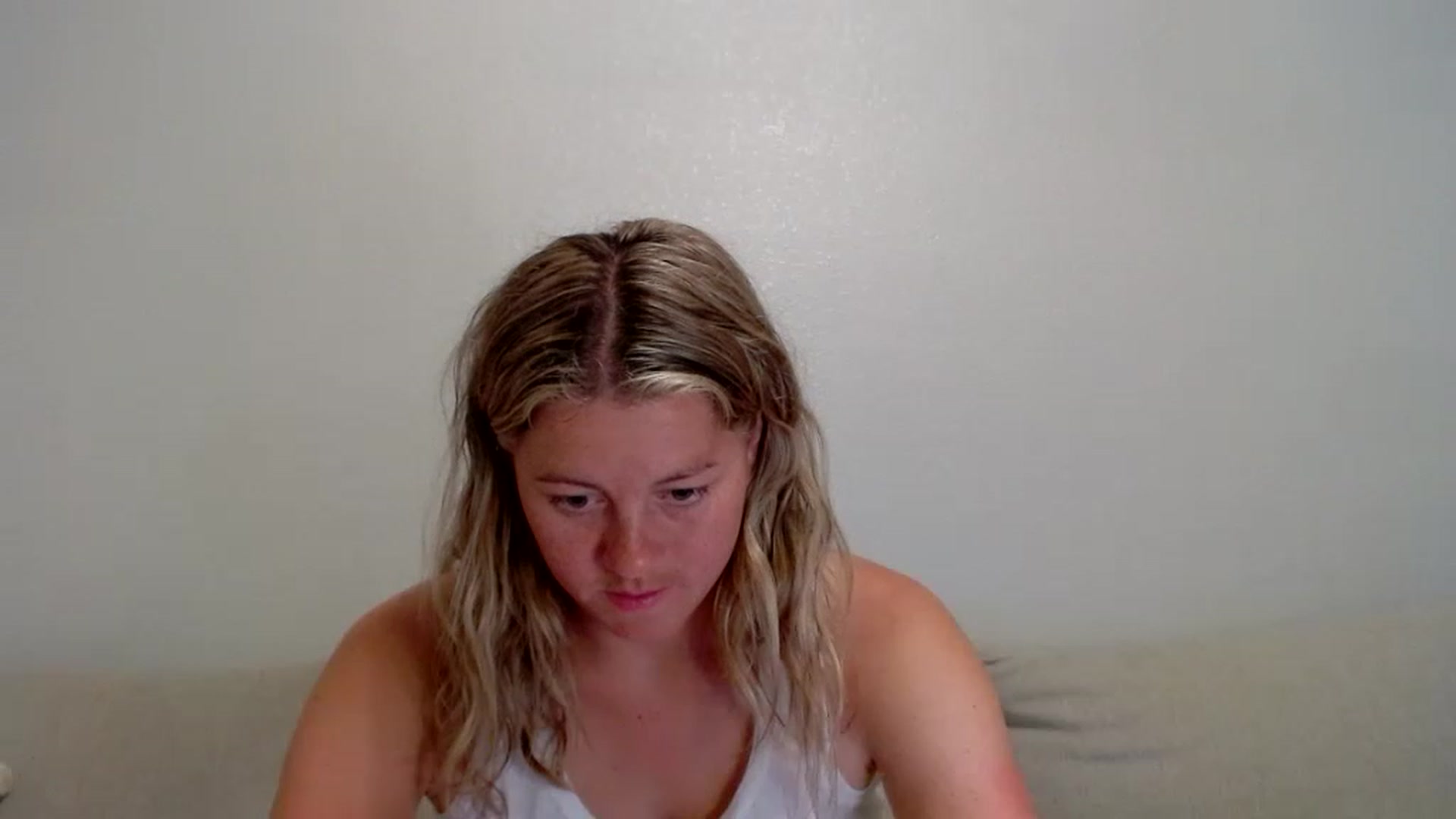 Gallery image thumbnail from Itsbecca's myfreecams stream on, 04/03/2023, 04:56 image 15 of 20