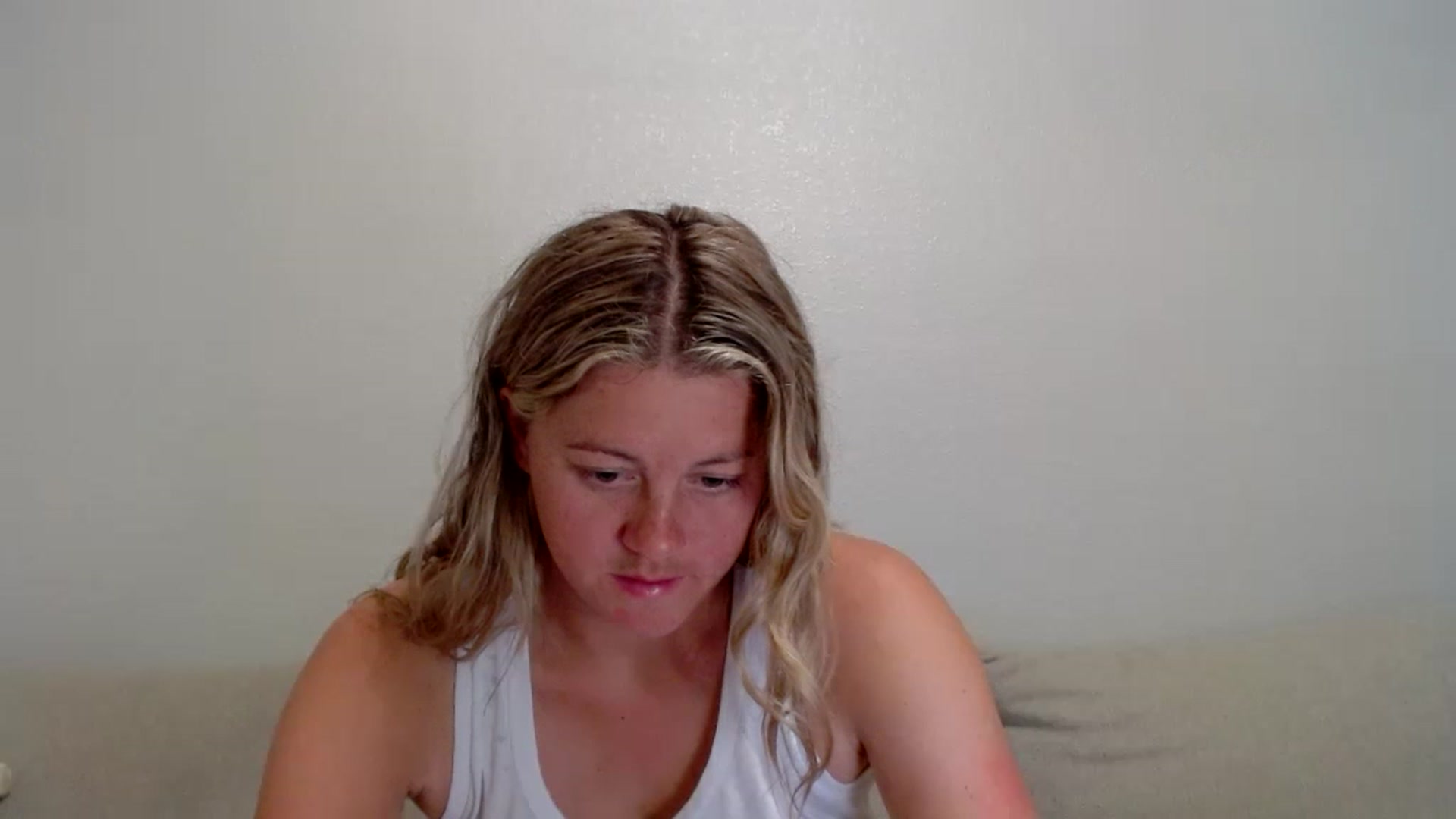 Gallery image thumbnail from Itsbecca's myfreecams stream on, 04/03/2023, 04:56 image 11 of 20