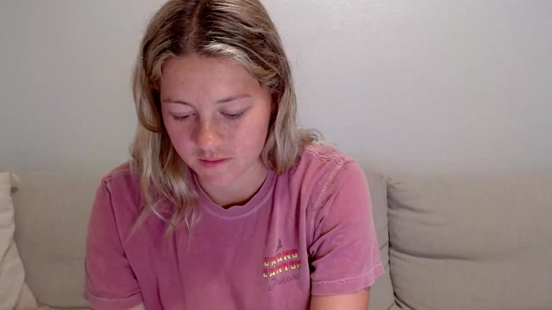 Gallery image thumbnail from Itsbecca's myfreecams stream on, 04/24/2023, 03:30 image 12 of 20