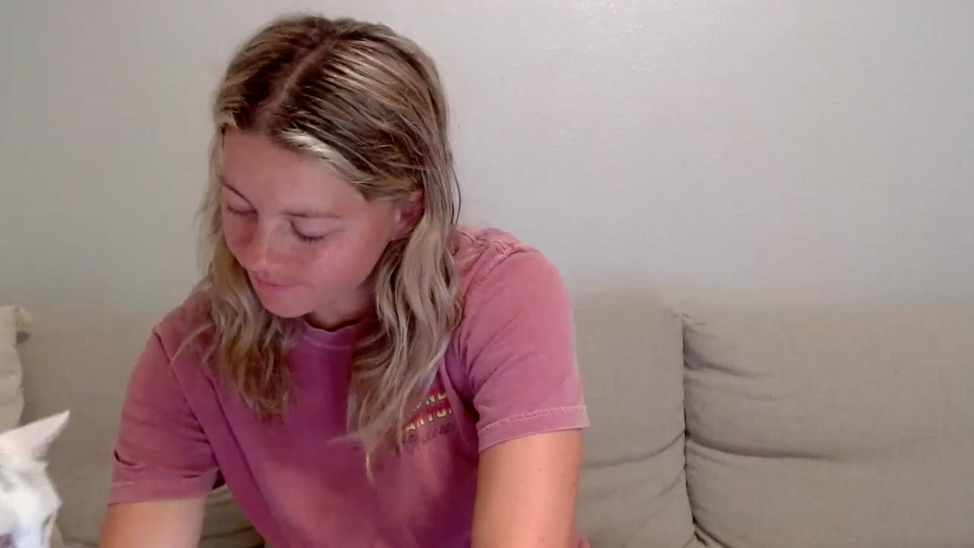 Gallery image thumbnail from Itsbecca's myfreecams stream on, 04/24/2023, 03:30 image 8 of 20