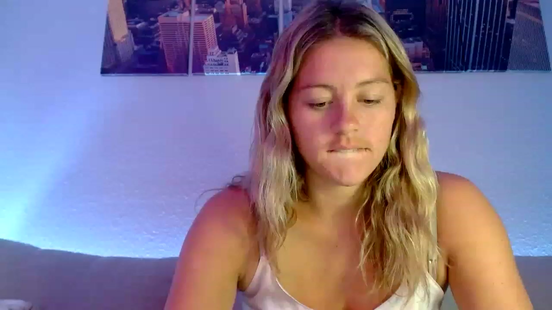 Gallery image thumbnail from Itsbecca's myfreecams stream on, 05/22/2023, 04:53 image 14 of 20