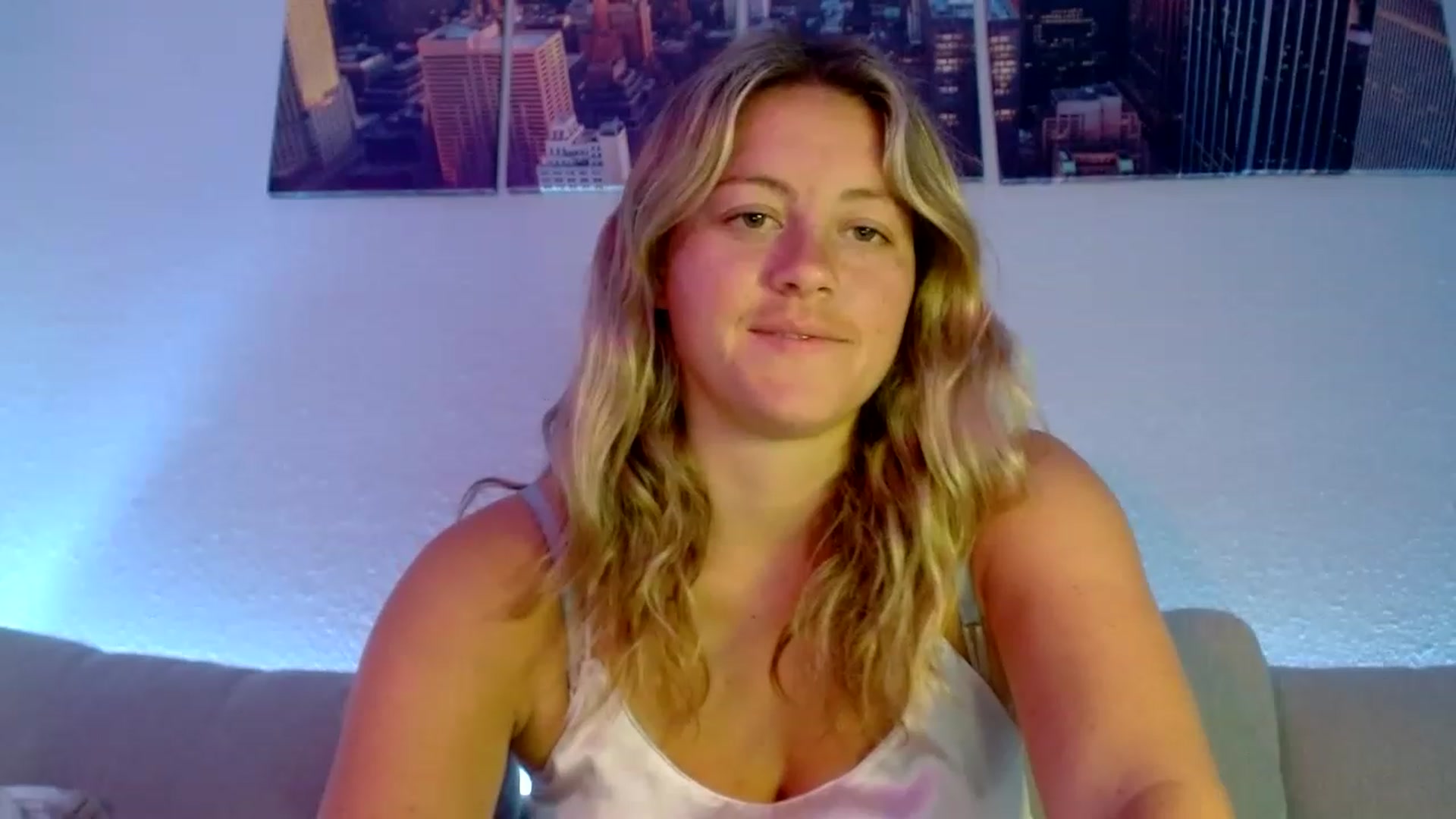 Gallery image thumbnail from Itsbecca's myfreecams stream on, 05/22/2023, 04:53 image 4 of 20
