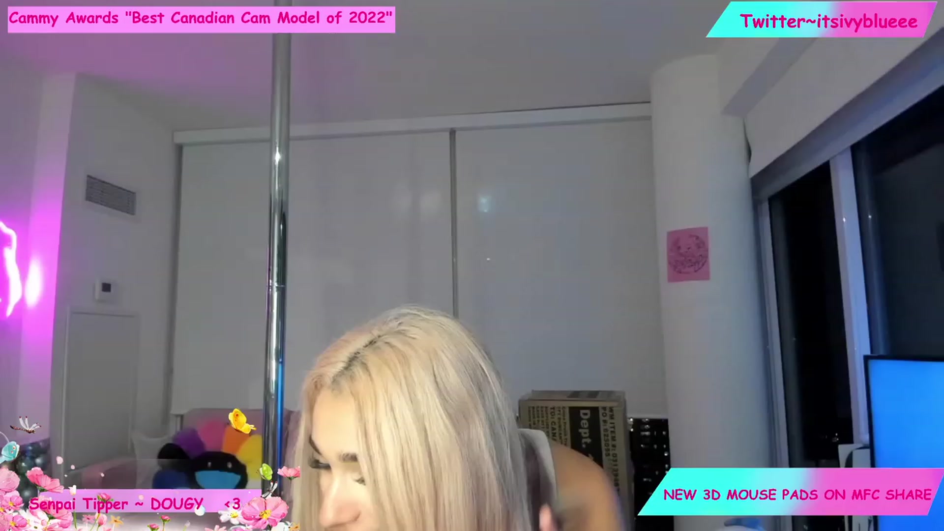 Gallery image thumbnail from Itsivyblue's myfreecams stream on, 11/24/2022, 24:58 image 11 of 20