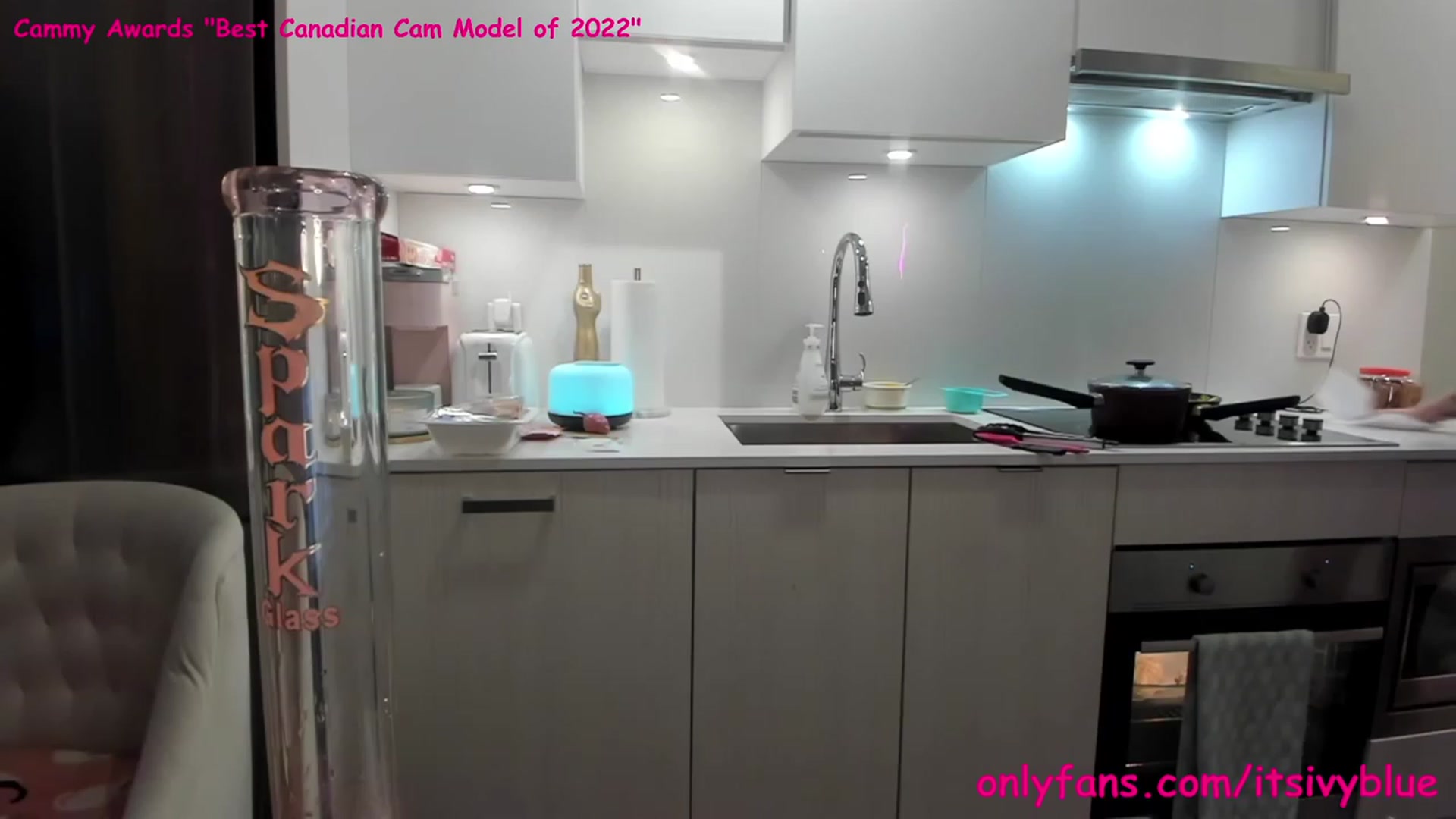 Gallery image thumbnail from Itsivyblue's myfreecams stream on, 02/28/2023, 24:03 image 11 of 20