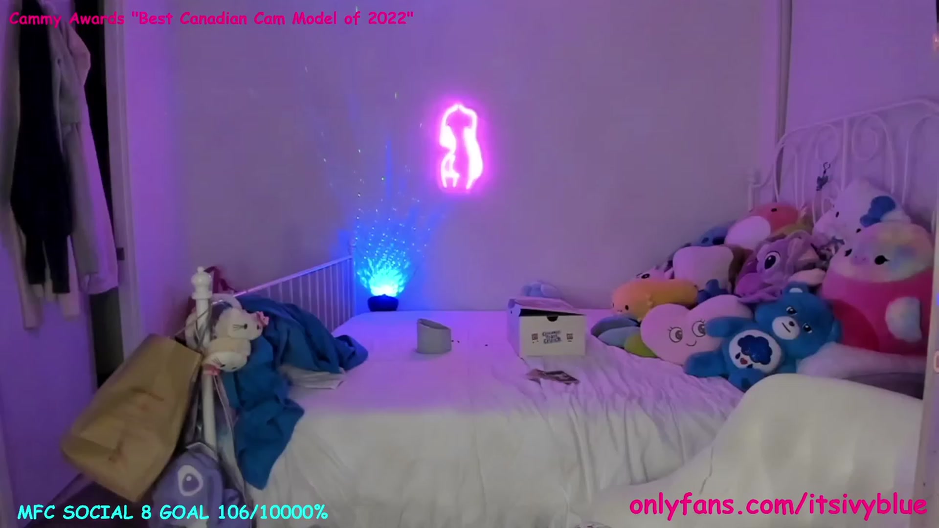 Gallery image thumbnail from Itsivyblue's myfreecams stream on, 04/13/2023, 02:17 image 10 of 20