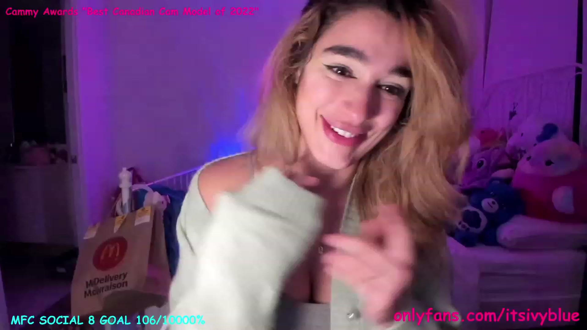 Gallery image thumbnail from Itsivyblue's myfreecams stream on, 04/13/2023, 02:17 image 20 of 20