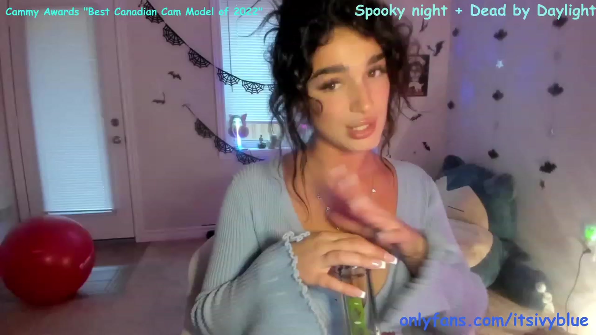 Gallery image thumbnail from Itsivyblue's myfreecams stream on, 09/12/2023, 24:17 image 3 of 20