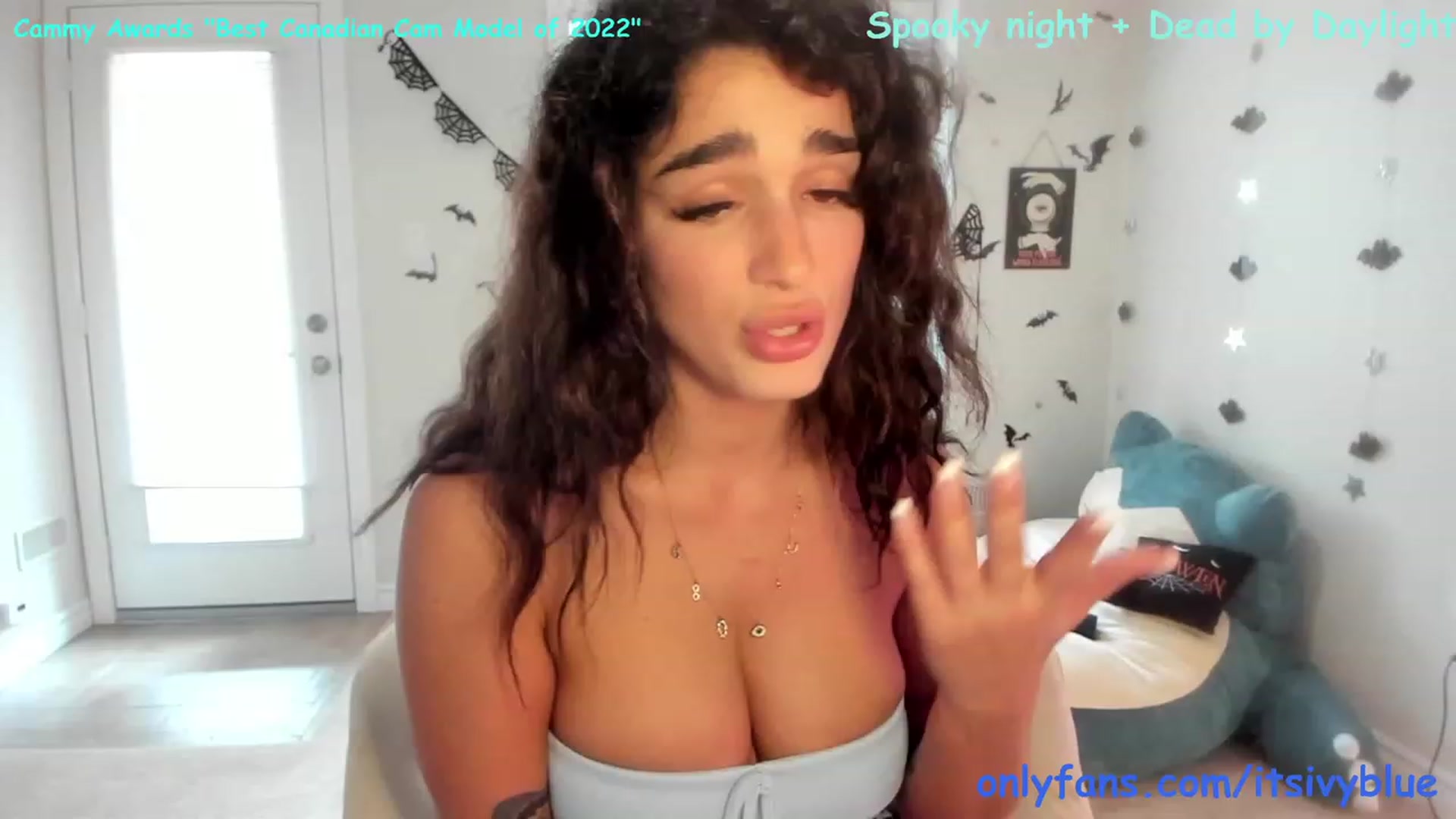 Gallery image thumbnail from Itsivyblue's myfreecams stream on, 09/13/2023, 18:34 image 5 of 20