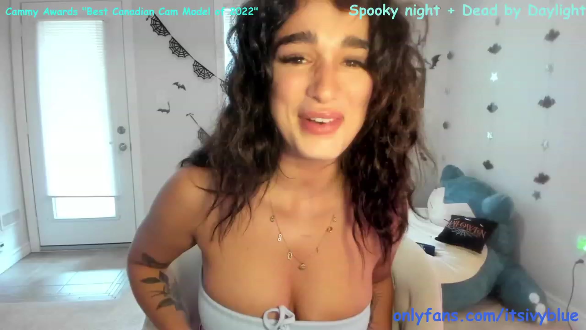 Gallery image thumbnail from Itsivyblue's myfreecams stream on, 09/13/2023, 18:34 image 3 of 20