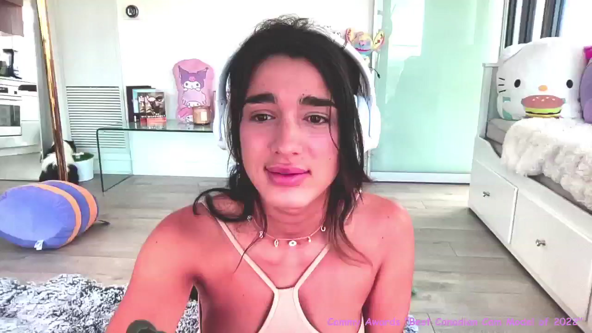 Gallery image thumbnail from Itsivyblue's myfreecams stream on, 06/27/2024, 13:45 image 8 of 20