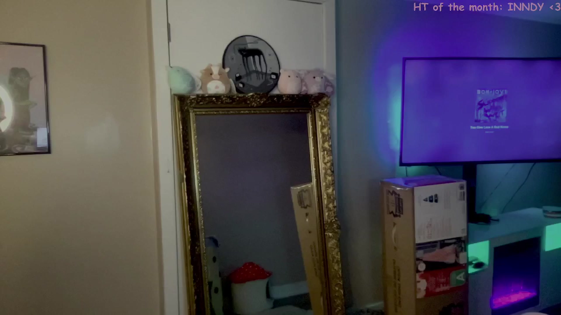 Gallery image thumbnail from Itsivyblue's myfreecams stream on, 11/15/2025, 04:20 image 9 of 20