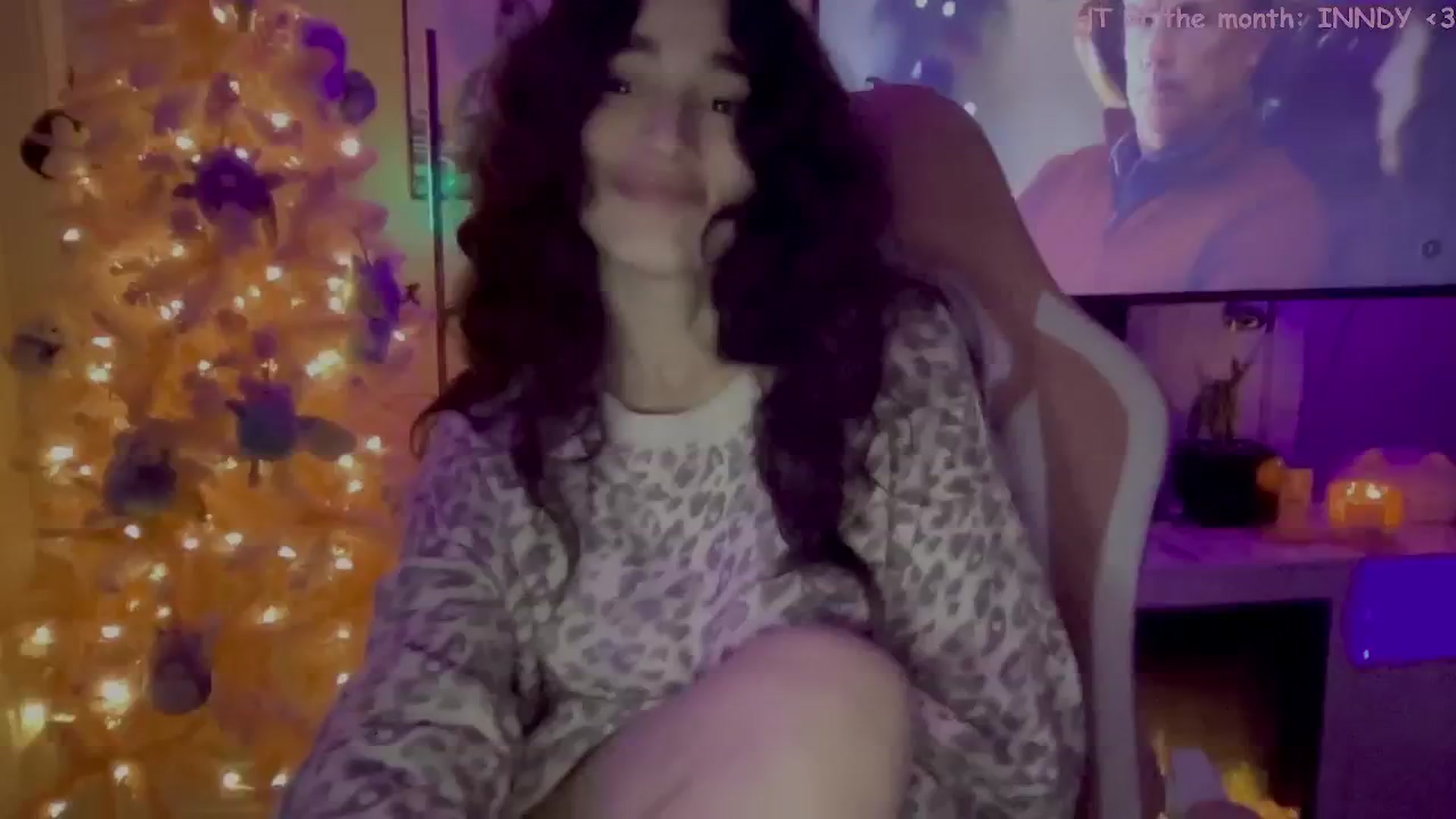 Gallery image thumbnail from Itsivyblue's myfreecams stream on, 12/04/2025, 02:26 image 2 of 20