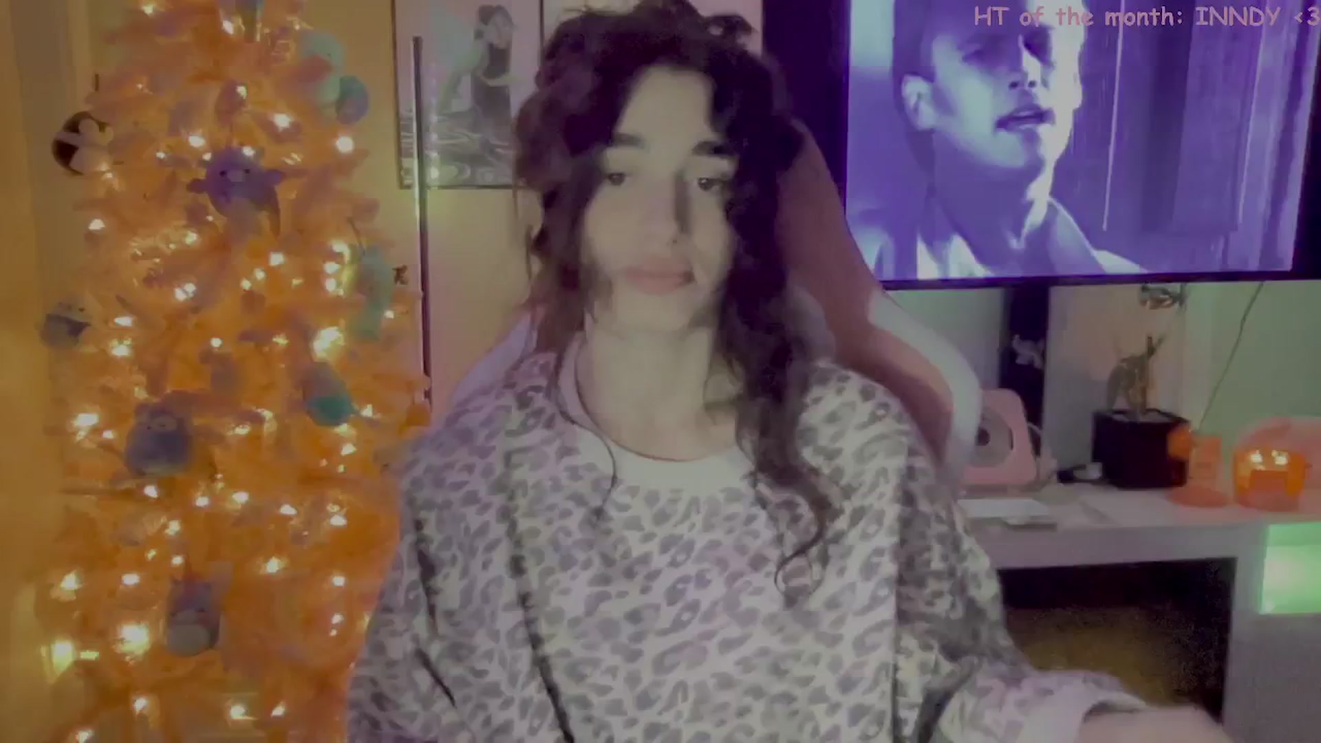 Gallery image thumbnail from Itsivyblue's myfreecams stream on, 12/04/2025, 02:26 image 15 of 20