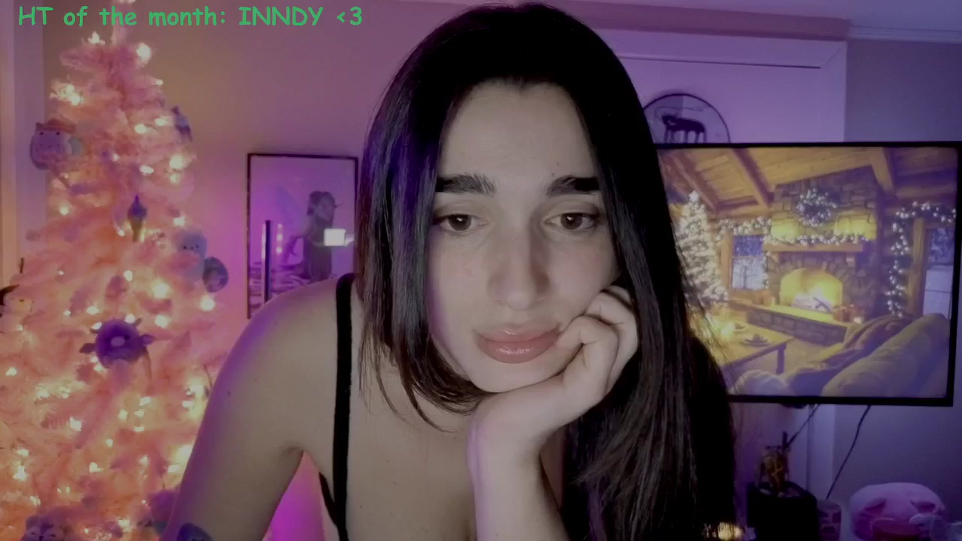 Gallery image thumbnail from Itsivyblue's myfreecams stream on, 12/05/2025, 08:44 image 16 of 20