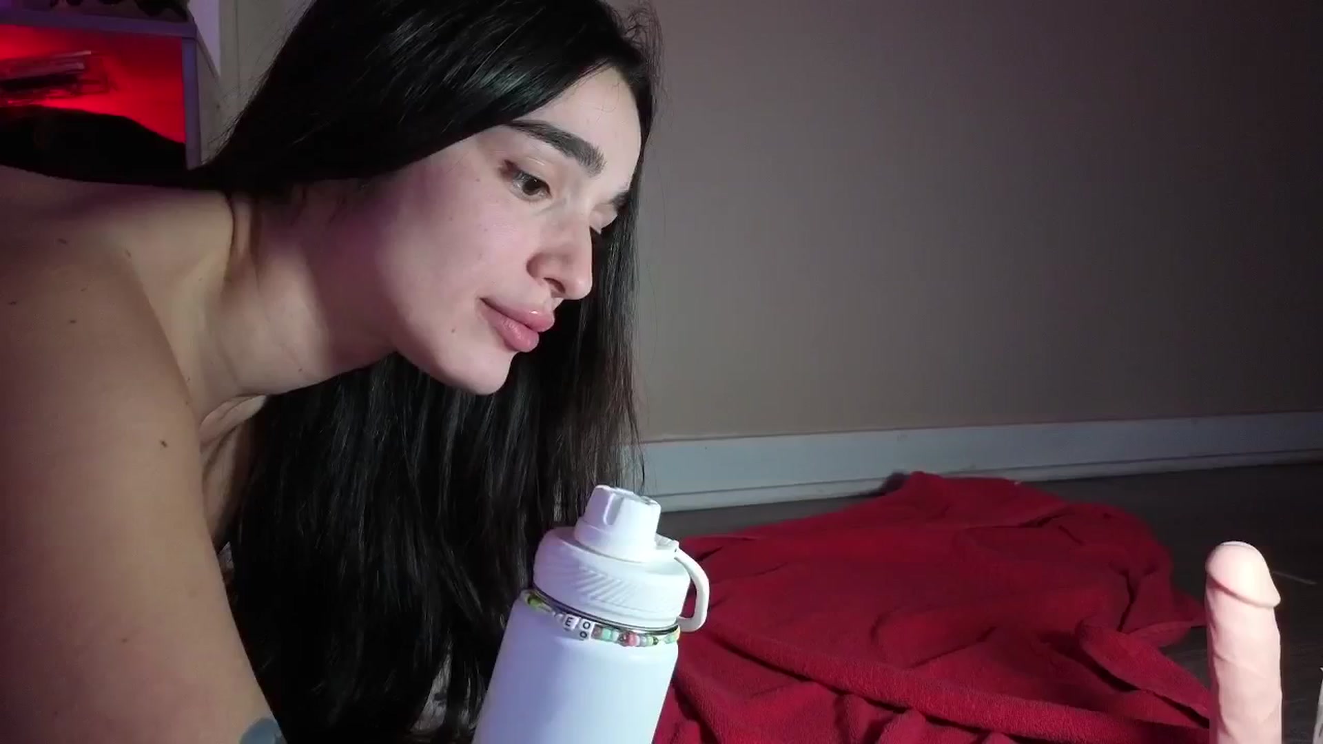 Gallery image thumbnail from Itsivyblue's myfreecams stream on, 12/11/2025, 09:32 image 16 of 20