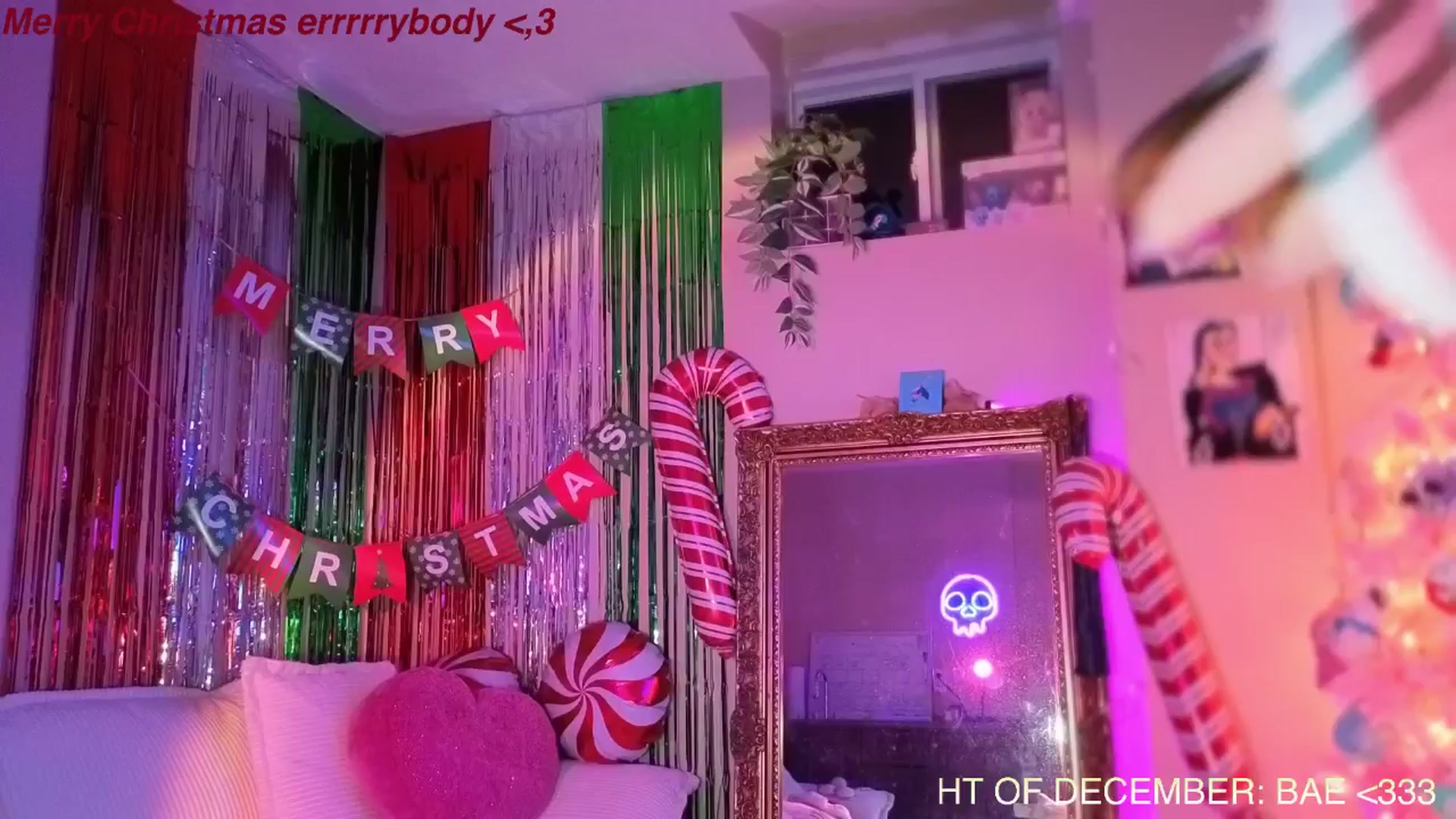 Gallery image thumbnail from Itsivyblue's myfreecams stream on, 12/26/2025, 06:06 image 12 of 20