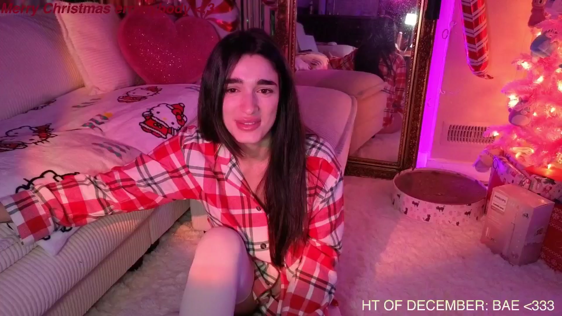 Gallery image thumbnail from Itsivyblue's myfreecams stream on, 12/26/2025, 08:26 image 13 of 20
