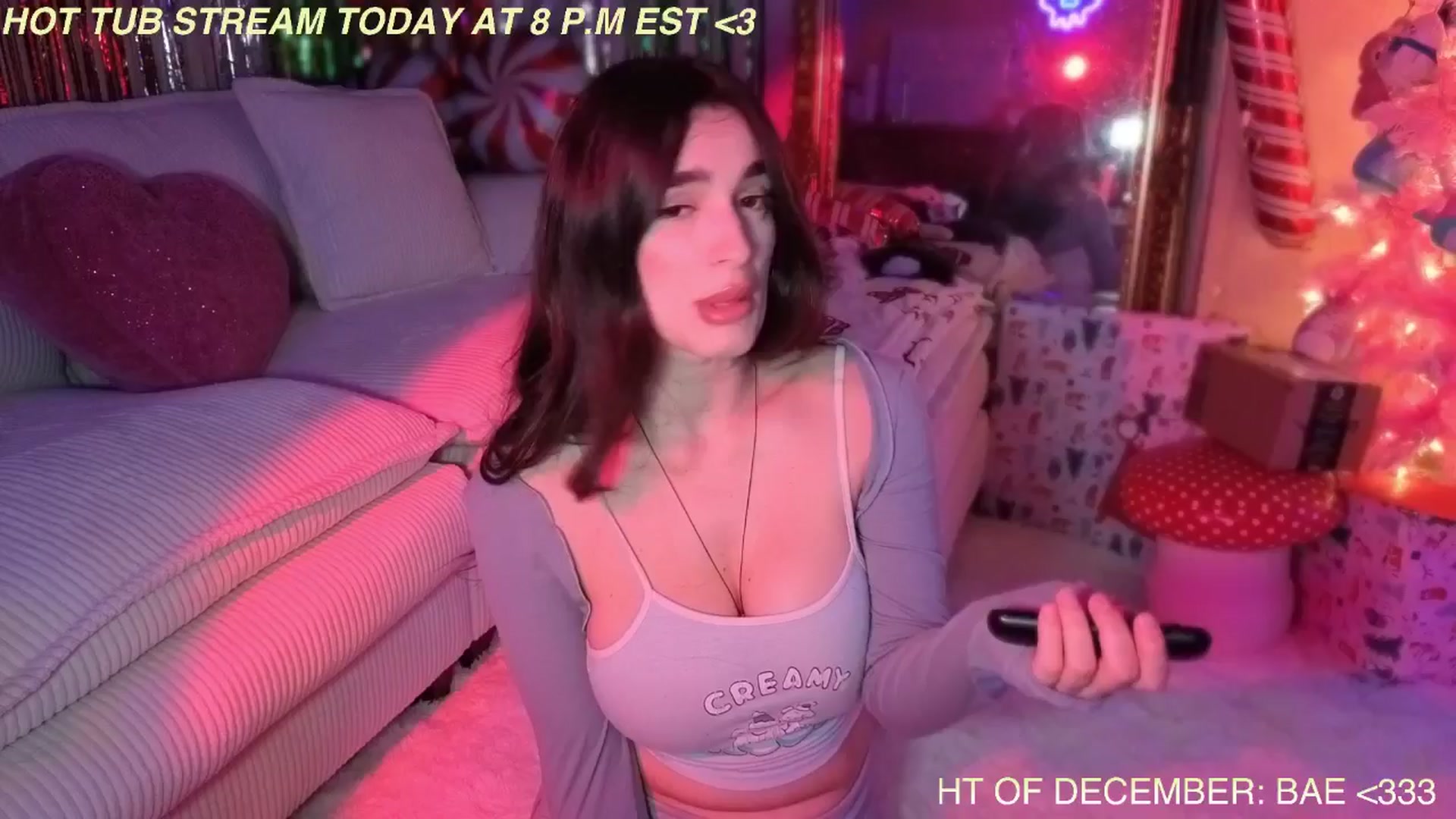 Gallery image thumbnail from Itsivyblue's myfreecams stream on, 12/28/2025, 07:57 image 1 of 20