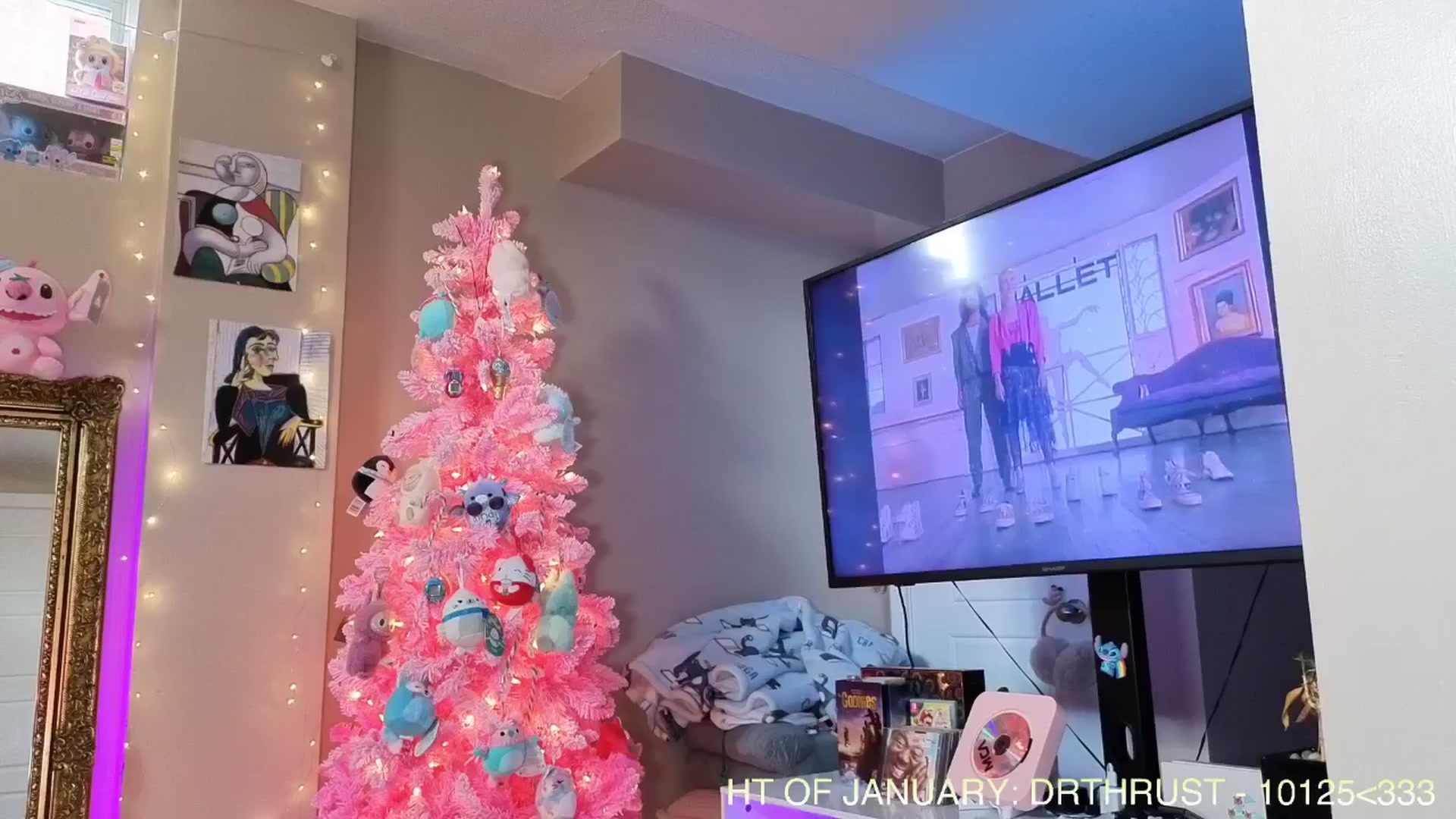 Gallery image thumbnail from Itsivyblue's myfreecams stream on, 01/03/2026, 15:43 image 19 of 20