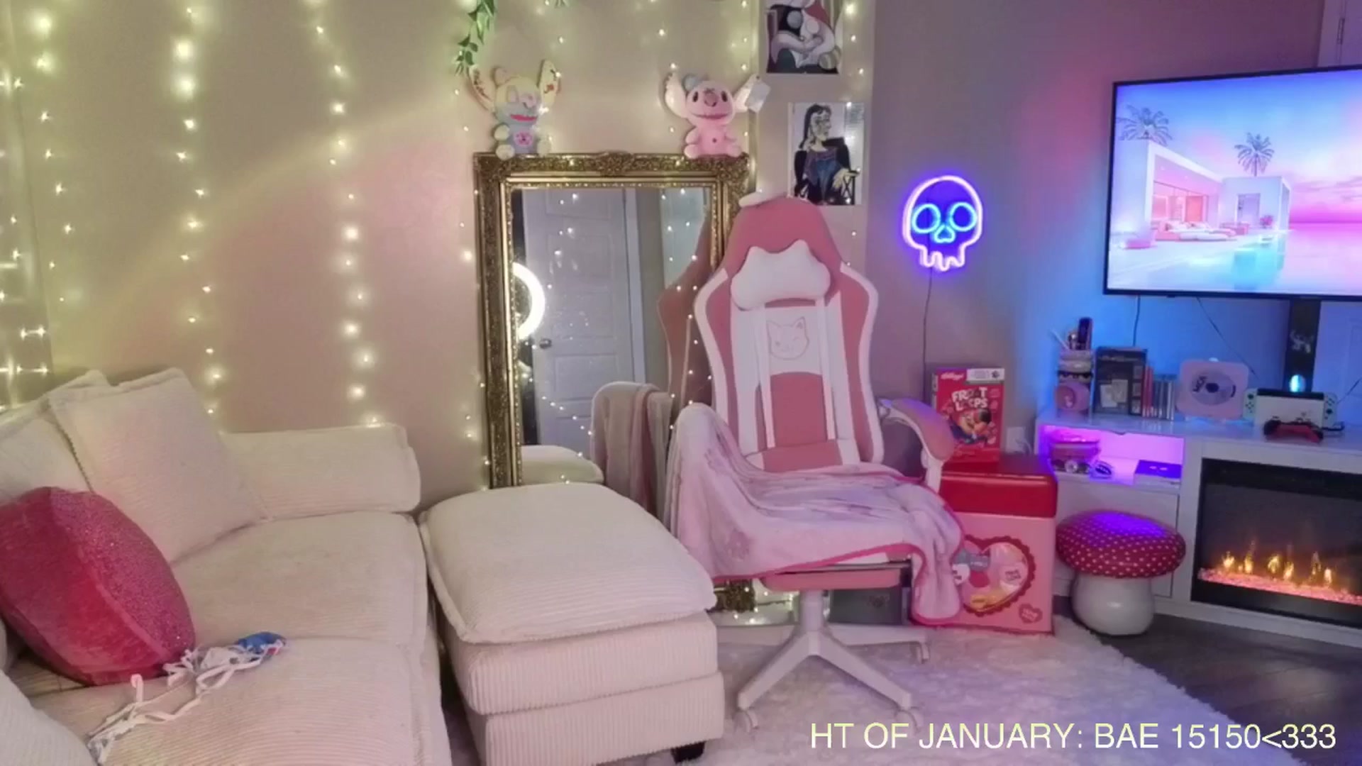 Gallery image thumbnail from Itsivyblue's myfreecams stream on, 01/10/2026, 20:19 image 11 of 20