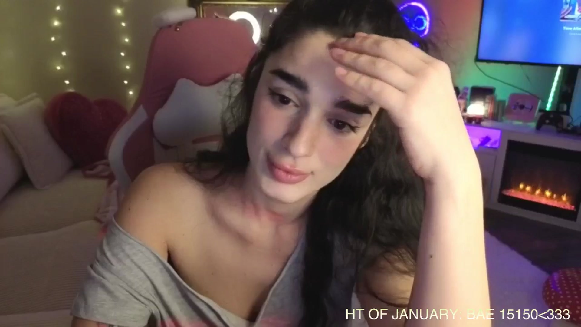 Gallery image thumbnail from Itsivyblue's myfreecams stream on, 01/13/2026, 05:26 image 8 of 20