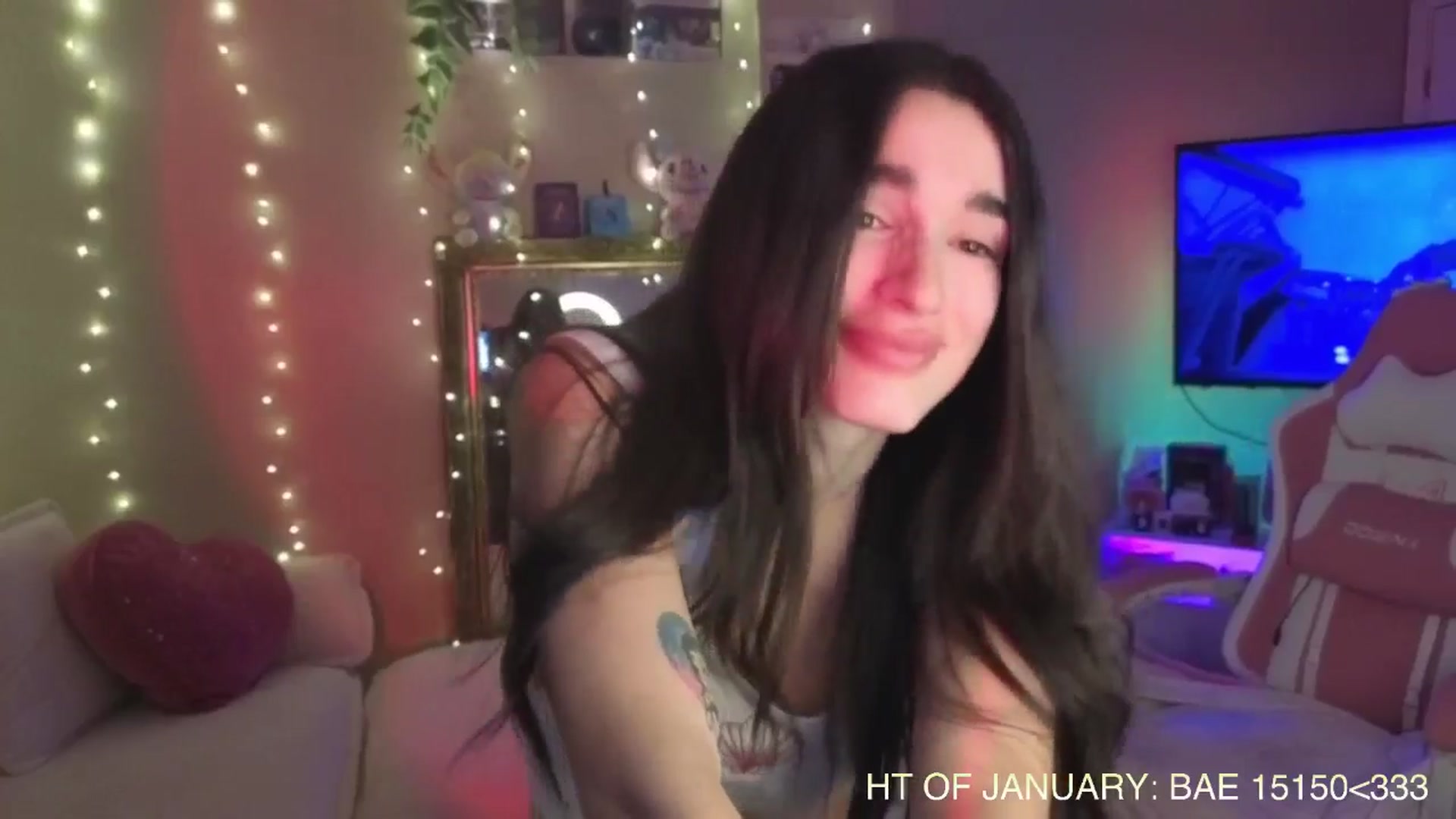 Gallery image thumbnail from Itsivyblue's myfreecams stream on, 01/17/2026, 07:53 image 6 of 20