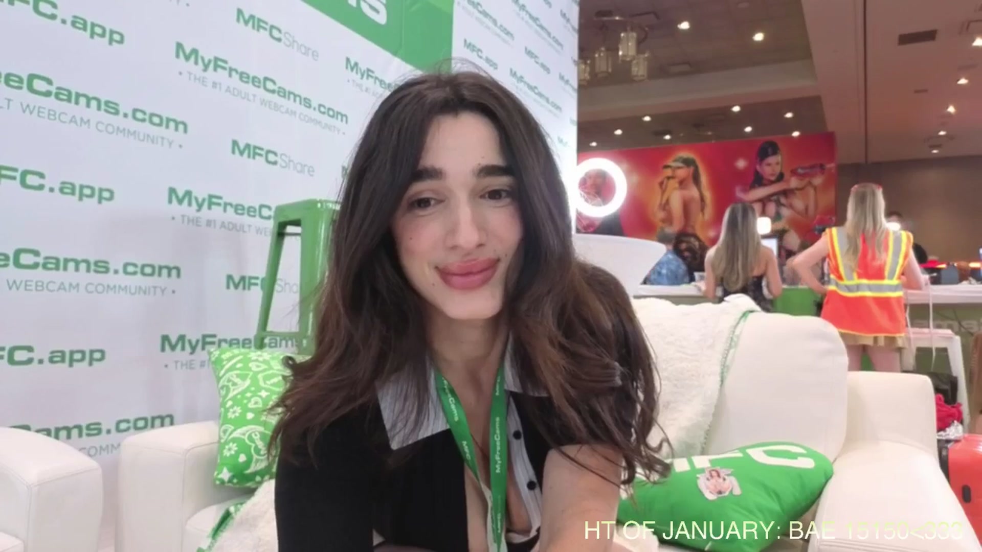 Gallery image thumbnail from Itsivyblue's myfreecams stream on, 01/21/2026, 23:36 image 15 of 20