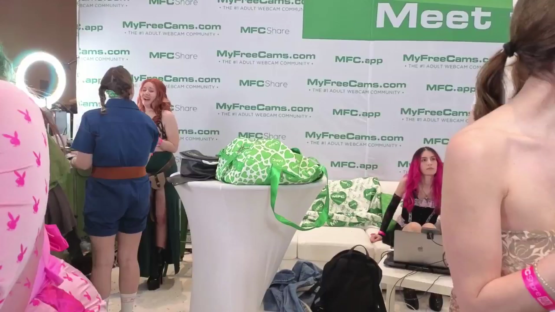 Gallery image thumbnail from Itsivyblue's myfreecams stream on, 01/23/2026, 03:43 image 9 of 20