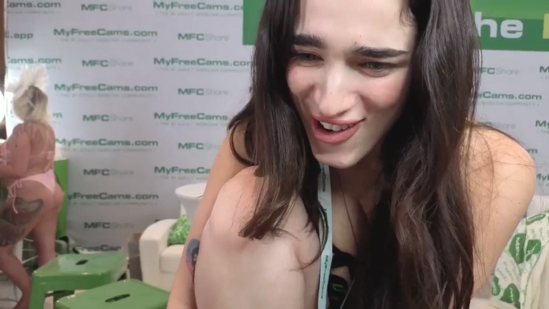 Gallery image thumbnail from Itsivyblue's myfreecams stream on, 01/24/2026, 22:42 image 11 of 20