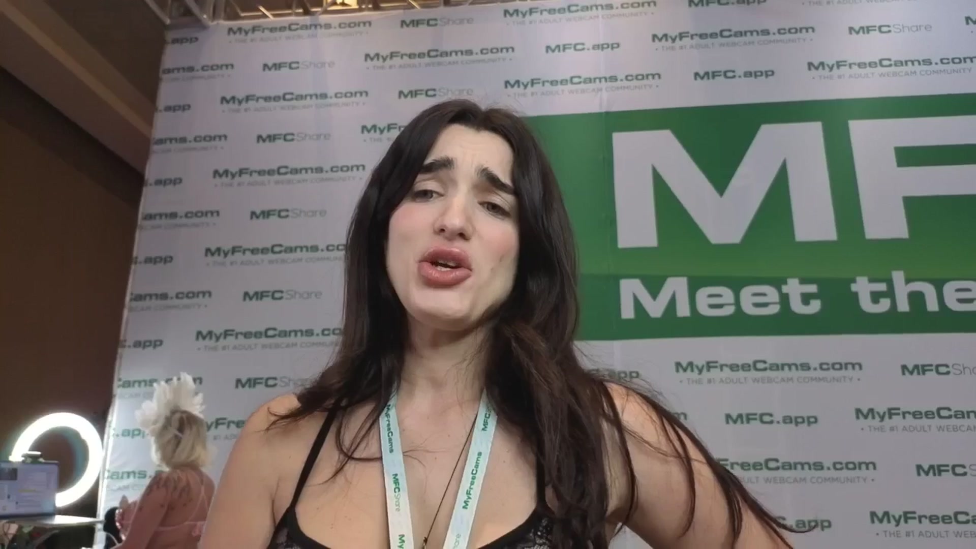 Gallery image thumbnail from Itsivyblue's myfreecams stream on, 01/24/2026, 22:42 image 8 of 20