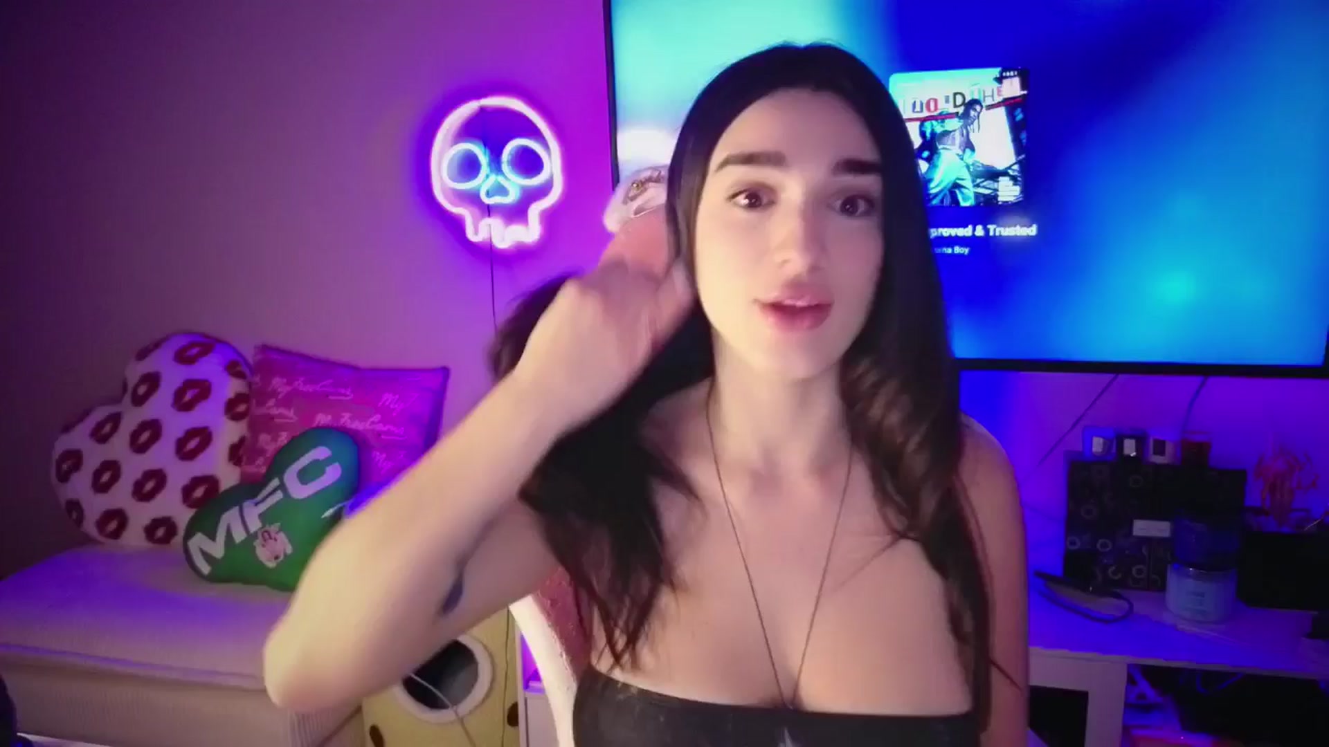 Gallery image thumbnail from Itsivyblue's myfreecams stream on, 01/31/2026, 05:48 image 16 of 20