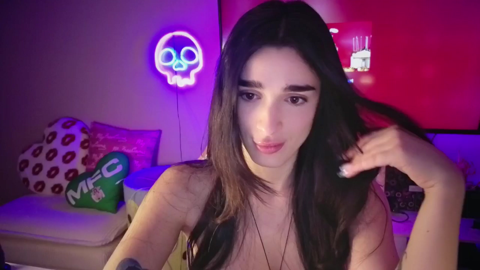 Gallery image thumbnail from Itsivyblue's myfreecams stream on, 01/31/2026, 05:48 image 14 of 20