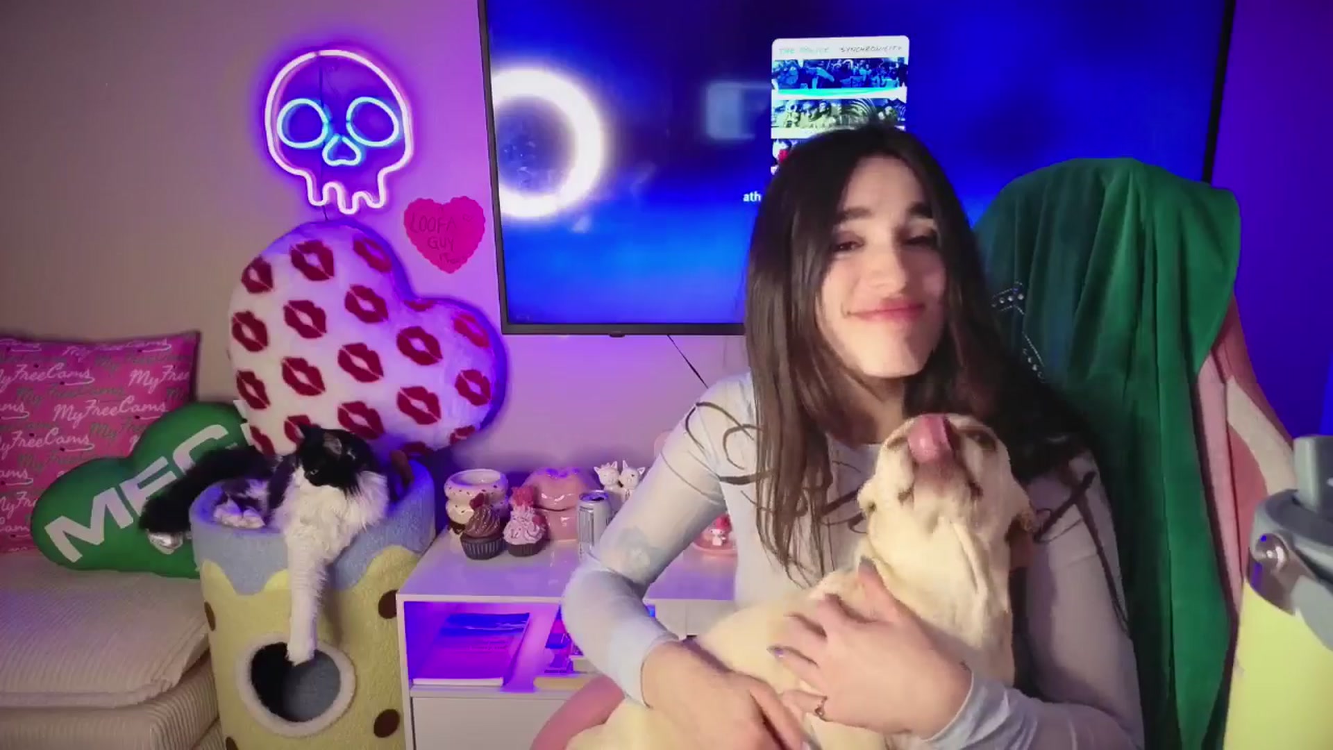 Gallery image thumbnail from Itsivyblue's myfreecams stream on, 02/01/2026, 07:57 image 17 of 20