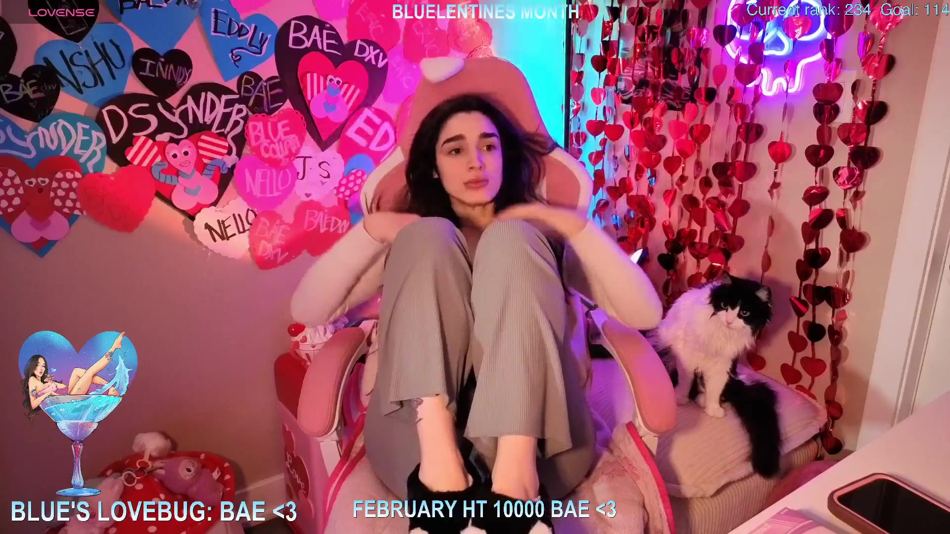 Gallery image thumbnail from Itsivyblue's myfreecams stream on, 02/15/2026, 17:06 image 16 of 20