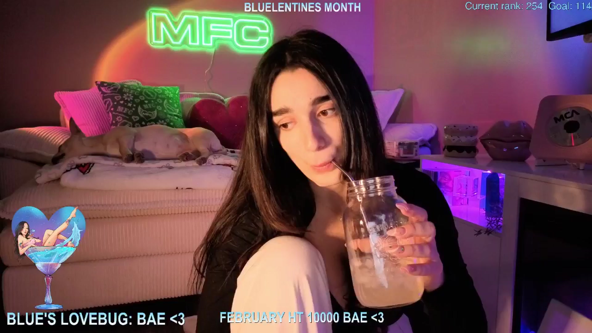 Gallery image thumbnail from Itsivyblue's myfreecams stream on, 02/25/2026, 04:36 image 13 of 20