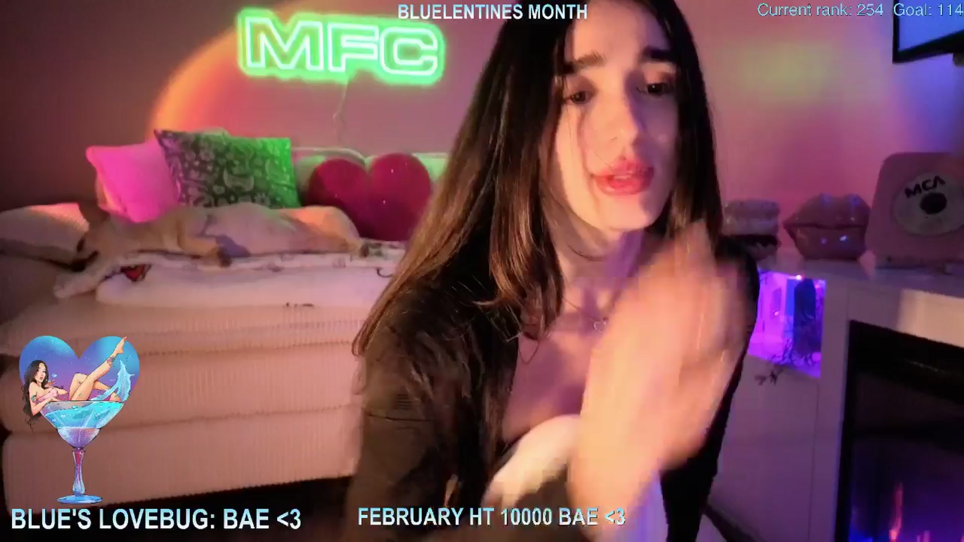 Gallery image thumbnail from Itsivyblue's myfreecams stream on, 02/25/2026, 04:36 image 20 of 20