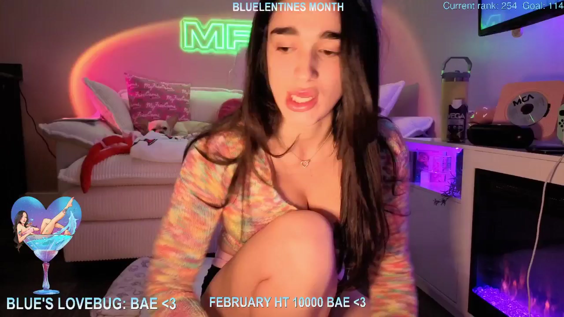 Gallery image thumbnail from Itsivyblue's myfreecams stream on, 02/25/2026, 15:23 image 4 of 20
