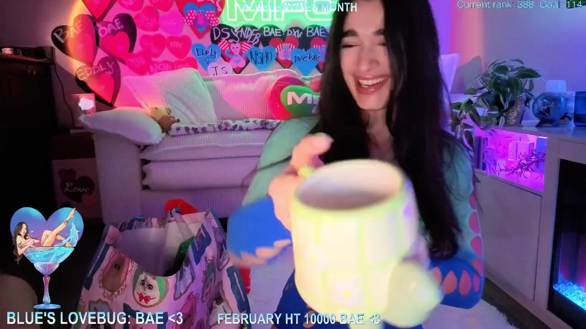 Gallery image thumbnail from Itsivyblue's myfreecams stream on, 02/28/2026, 08:41 image 2 of 20