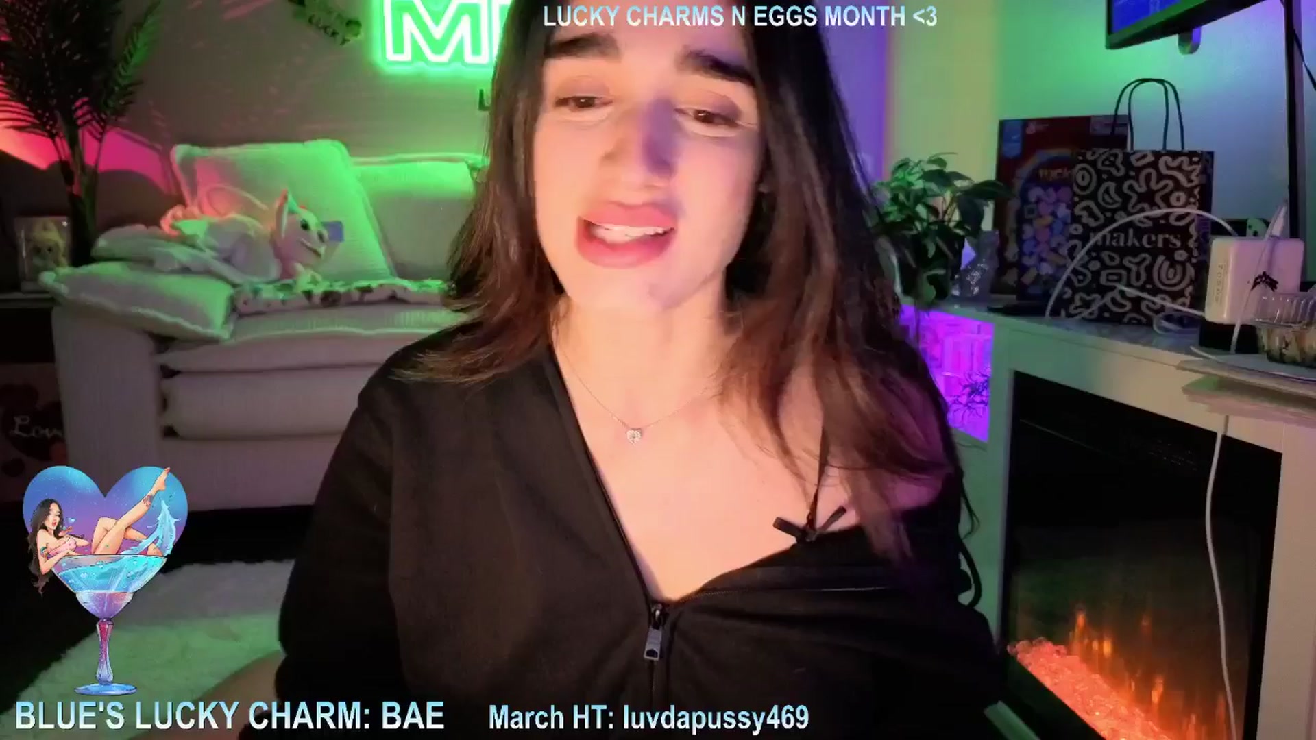 Gallery image thumbnail from Itsivyblue's myfreecams stream on, 03/06/2026, 05:22 image 4 of 20