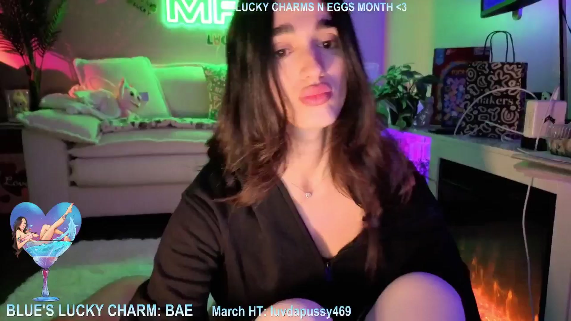 Gallery image thumbnail from Itsivyblue's myfreecams stream on, 03/06/2026, 05:22 image 9 of 20