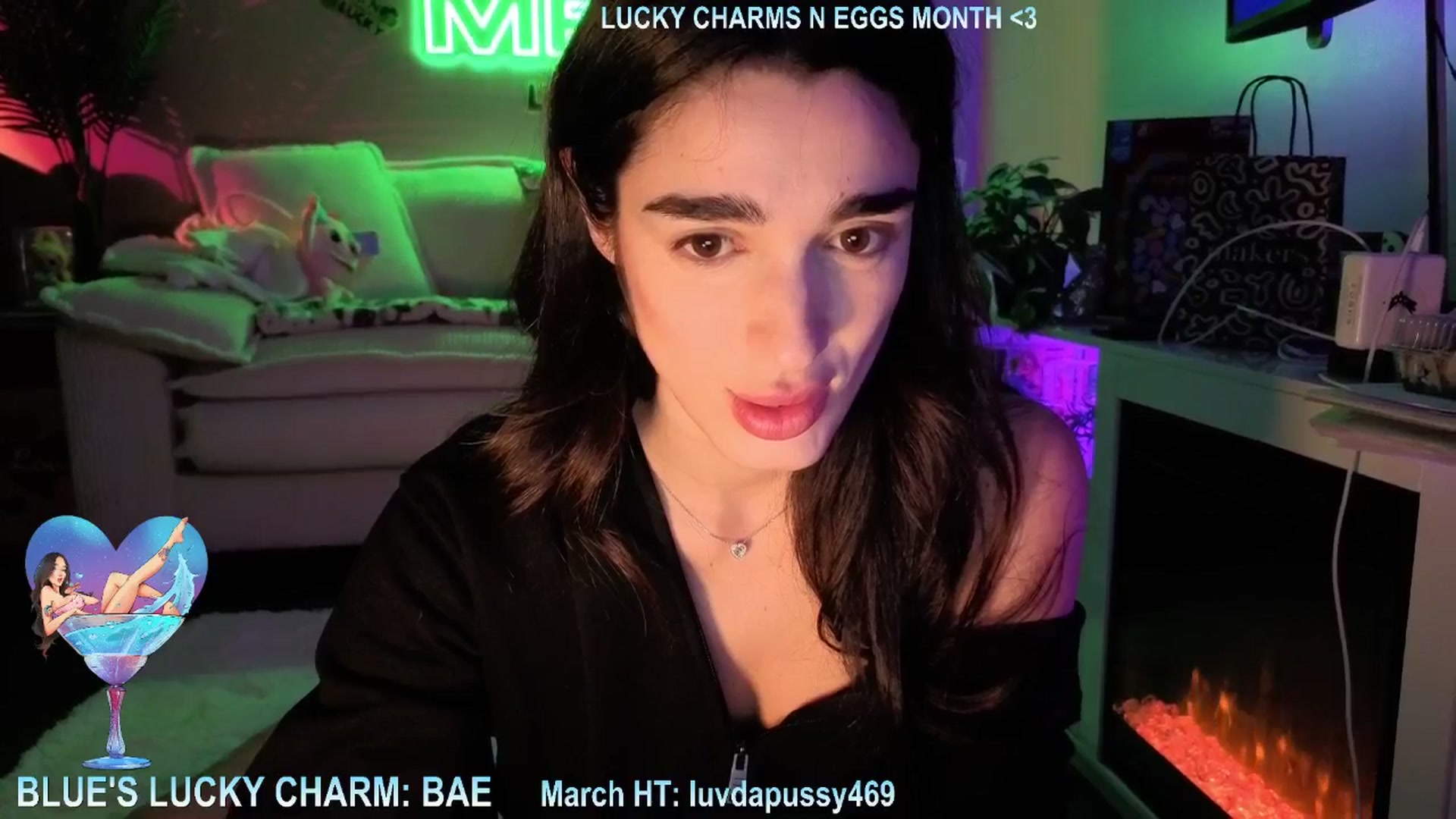Gallery image thumbnail from Itsivyblue's myfreecams stream on, 03/06/2026, 05:22 image 17 of 20