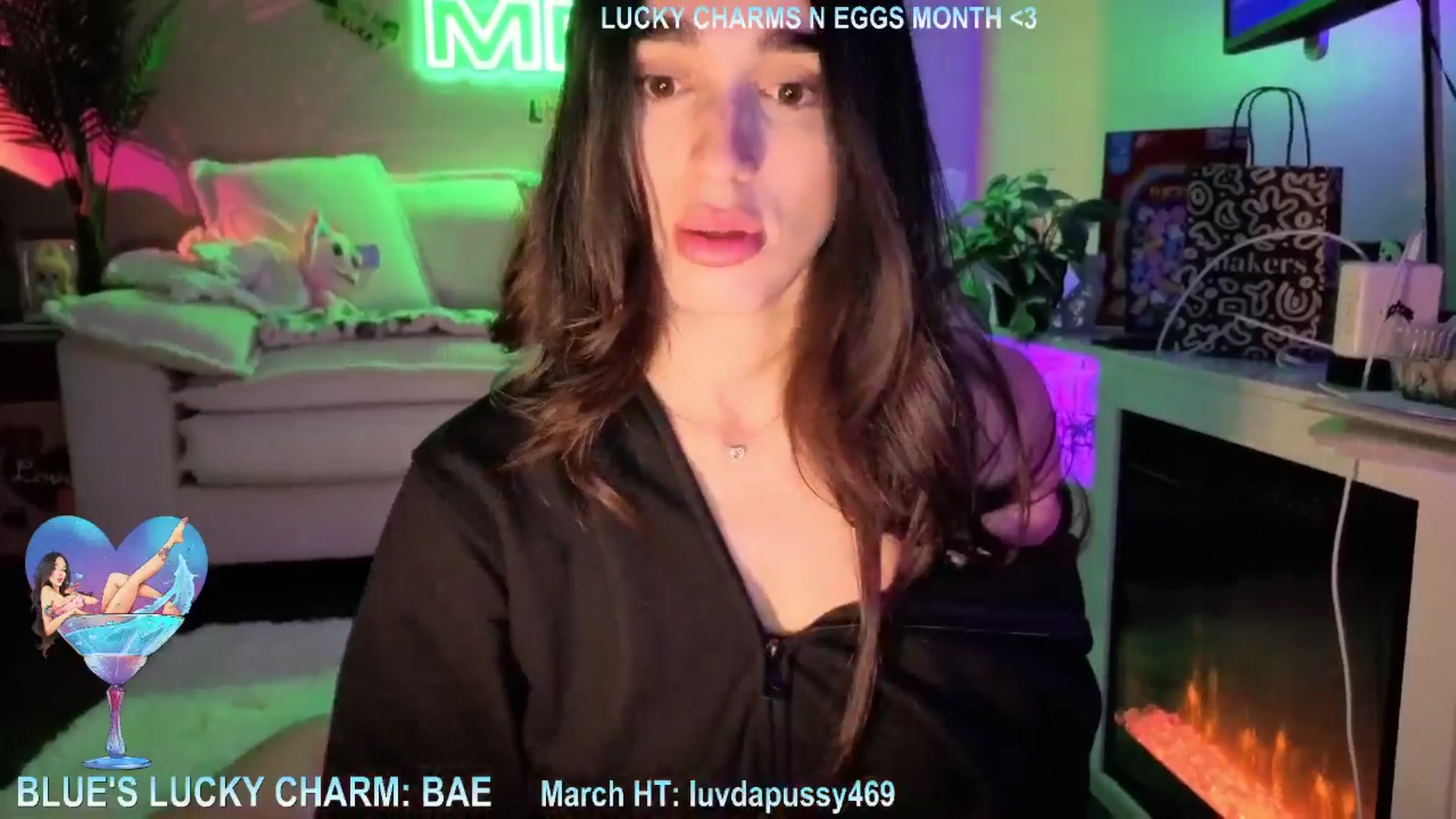 Gallery image thumbnail from Itsivyblue's myfreecams stream on, 03/06/2026, 05:22 image 13 of 20