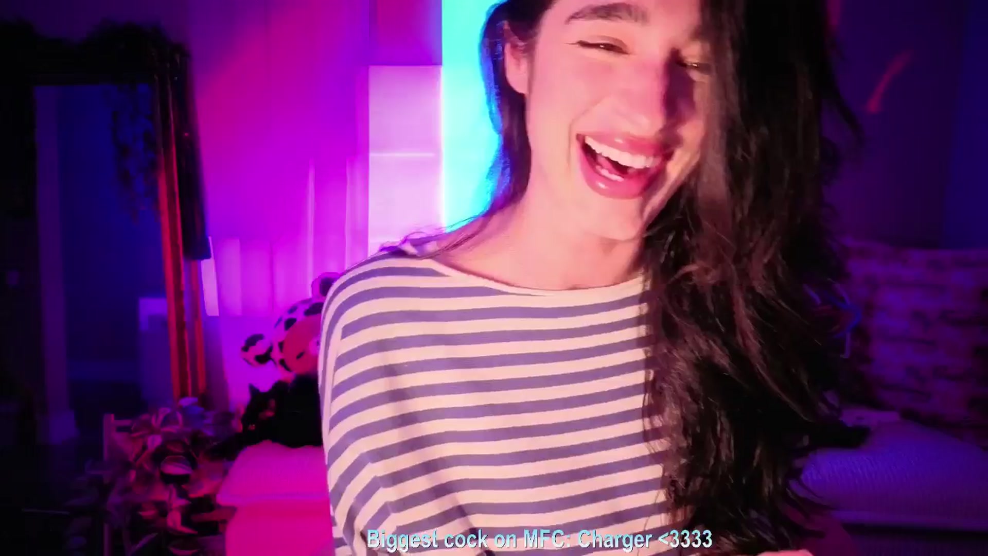 Gallery image thumbnail from Itsivyblue's myfreecams stream on, 04/09/2026, 02:26 image 11 of 20