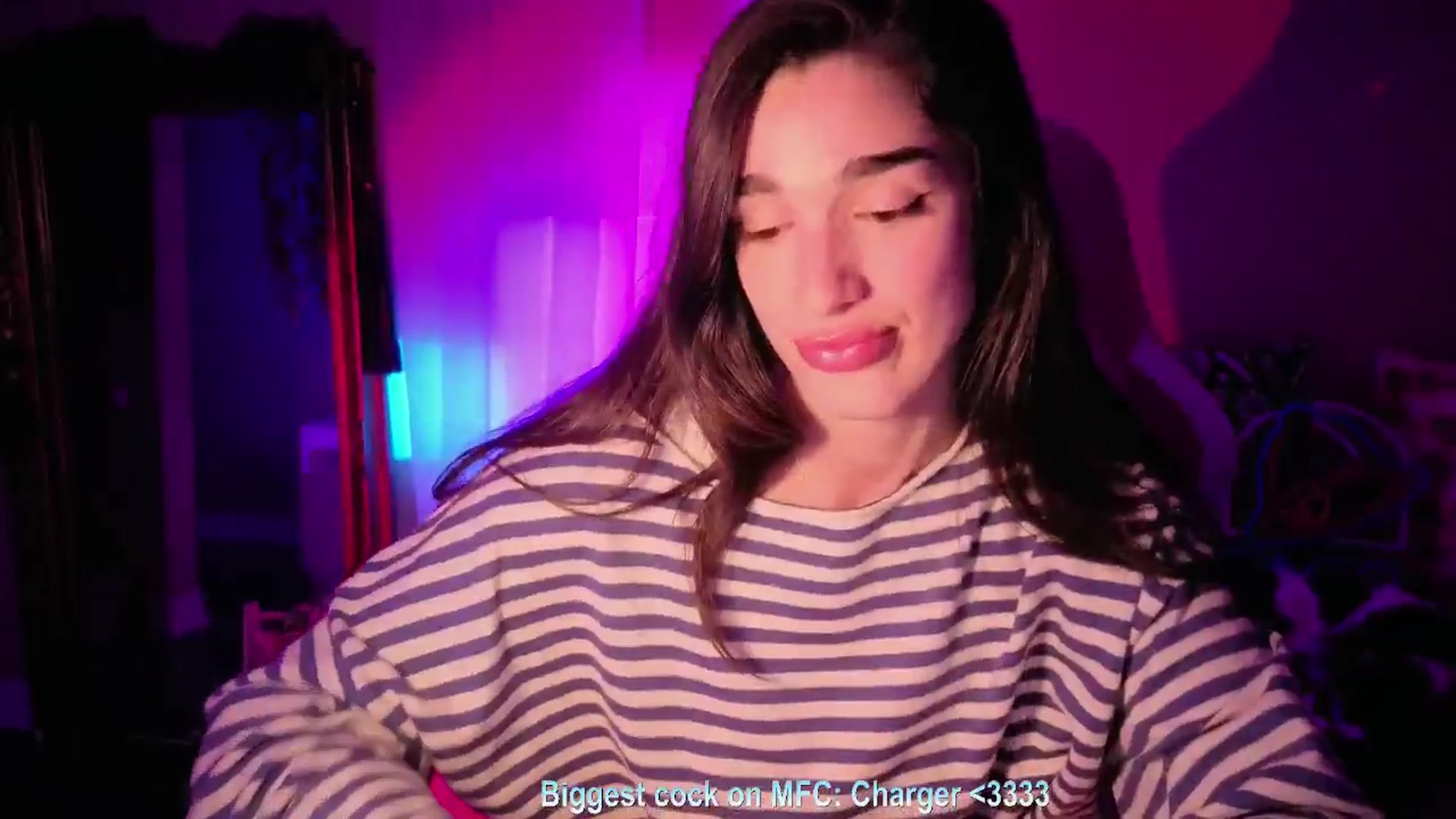 Gallery image thumbnail from Itsivyblue's myfreecams stream on, 04/09/2026, 03:14 image 7 of 20