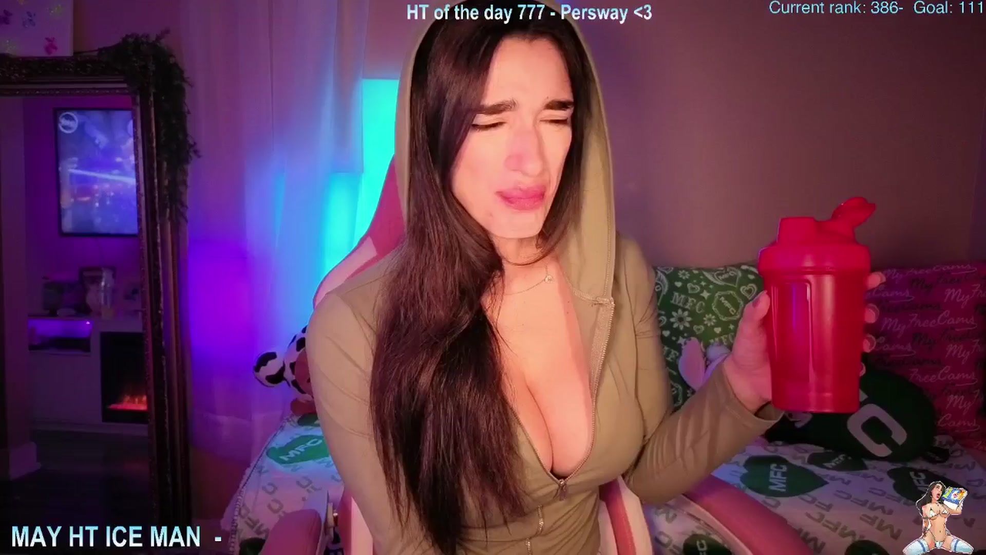 Gallery image thumbnail from Itsivyblue's myfreecams stream on, 05/01/2026, 15:19 image 1 of 20