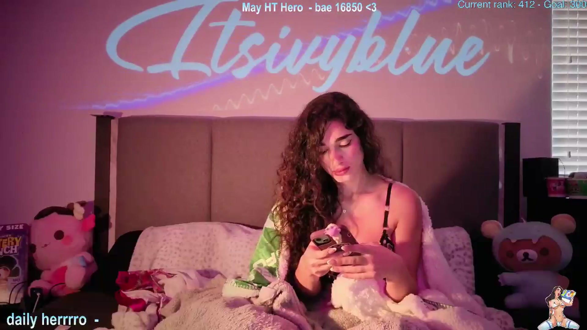 Gallery image thumbnail from Itsivyblue's myfreecams stream on, 05/23/2026, 16:32 image 15 of 20