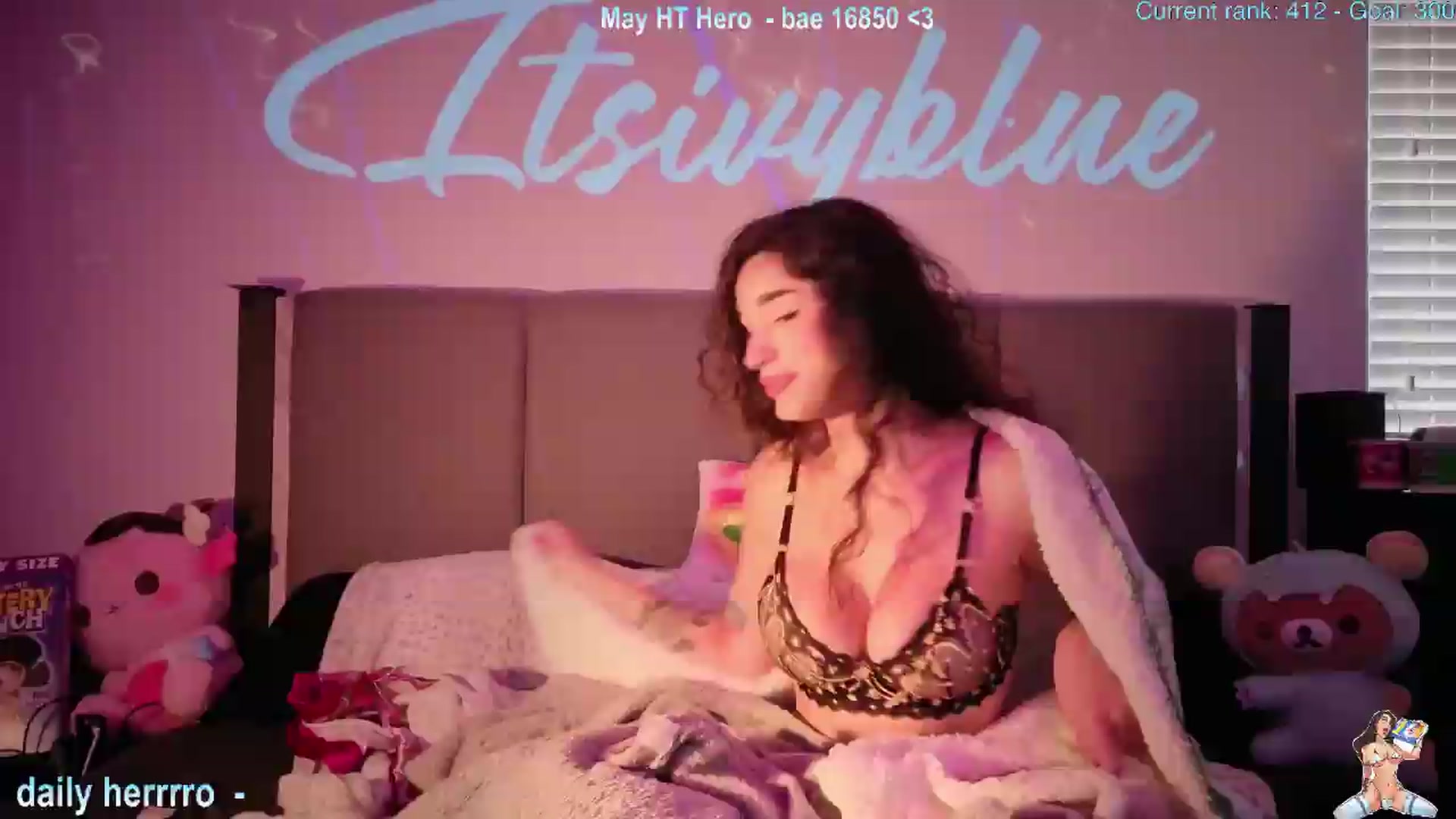 Gallery image thumbnail from Itsivyblue's myfreecams stream on, 05/23/2026, 16:32 image 16 of 20