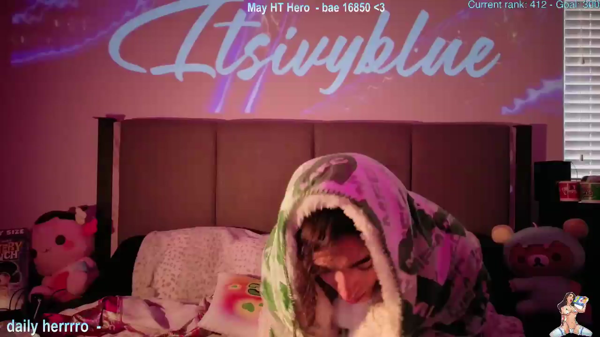 Gallery image thumbnail from Itsivyblue's myfreecams stream on, 05/23/2026, 16:32 image 8 of 20