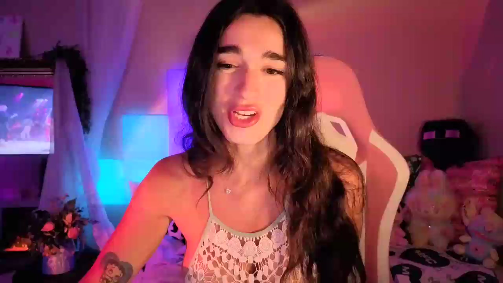 Gallery image thumbnail from Itsivyblue's myfreecams stream on, 06/10/2026, 04:18 image 13 of 20